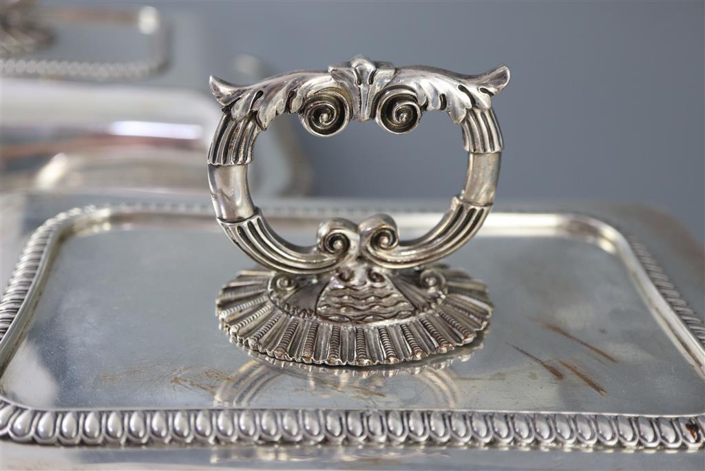 A pair of George IV silver rectangular entree dishes, with covers and handles, by William Bateman,